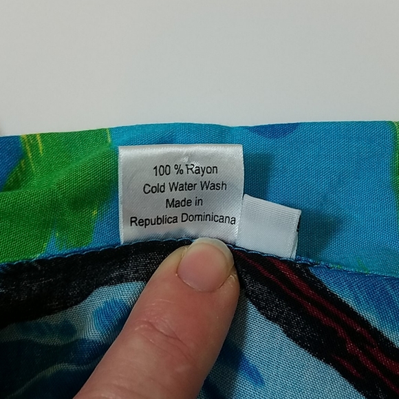 Tropical Fashions tropical Caribbean print shirt - Picture 6 of 8